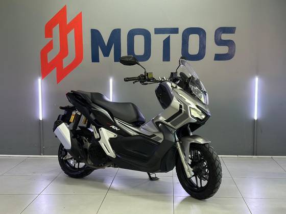 HONDA ADV 